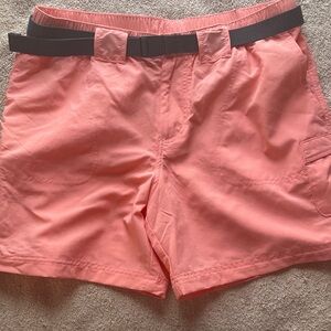 Columbia M Coral Athletic Shorts with Black Belt